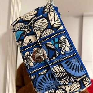 Vera Bradley Blue and Black Floral Key & Card Holder